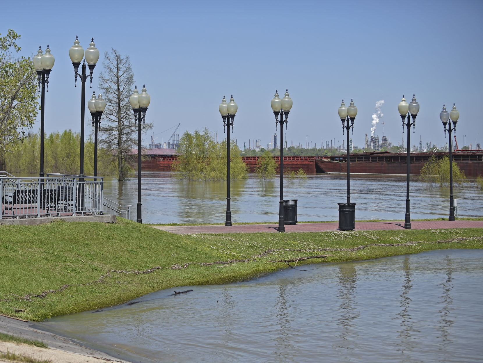 BR.westsideriver.adv HS 239.JPG